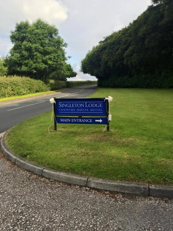 Singleton Lodge Country House Hotel Poulton-le-Fylde Exterior foto